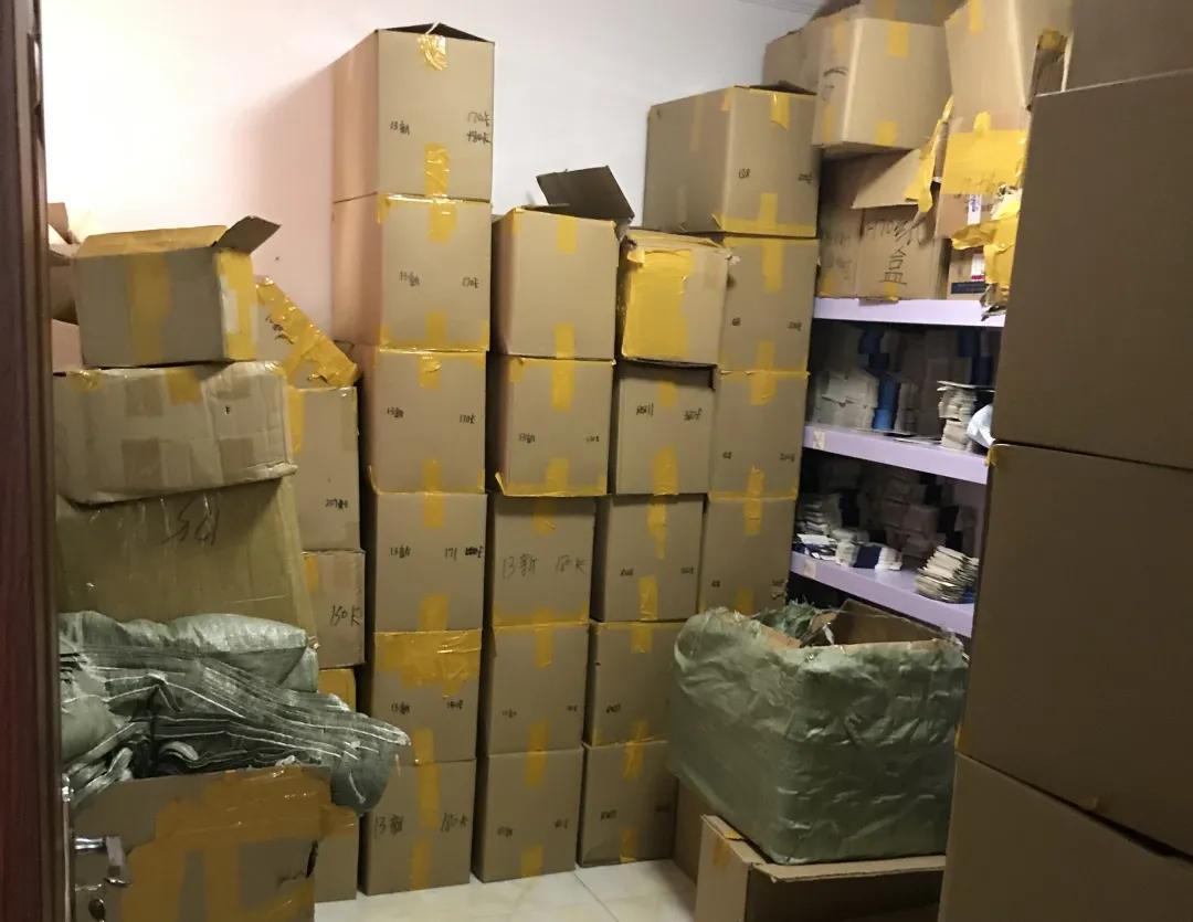 “官方旗船店”“XX总店”，不法电商如此山寨大牌