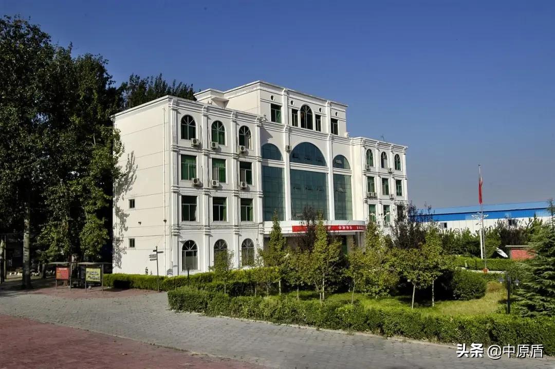 河南农业职业学院计划招生6400人，采用平行志愿录取！