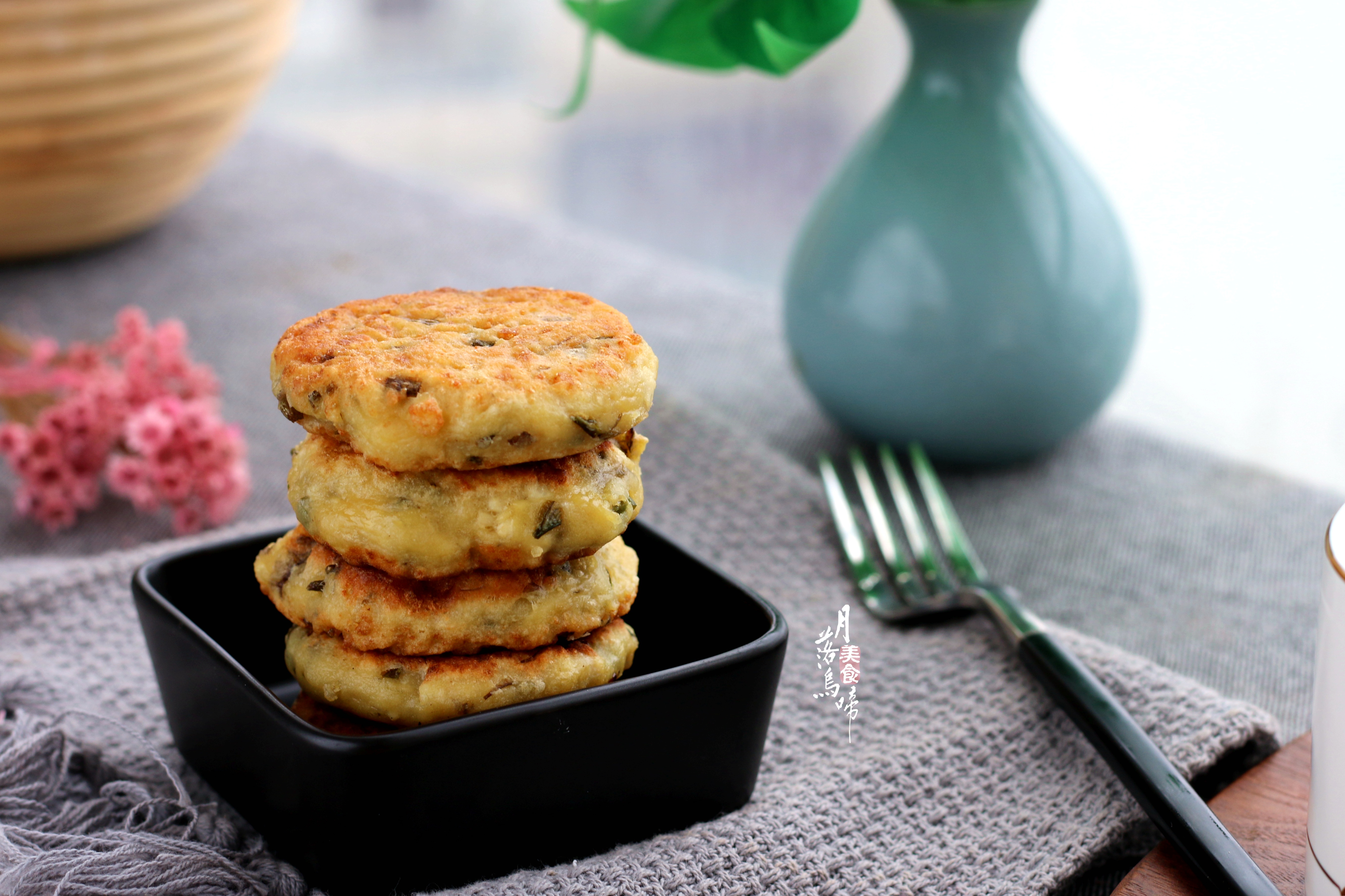 香椿除了炒鸡蛋还能炒什么吃,香椿这样做比炒鸡蛋更好吃
