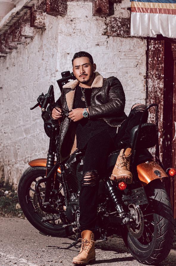 跨年阵容3.0|康巴小伙国风美人?颜控看这篇就对了