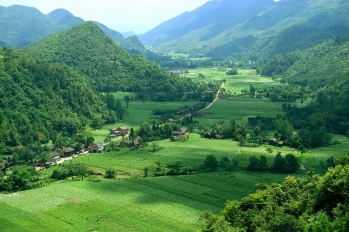 宝鸡附近避暑绝佳的地方,宝鸡十大避暑景点排名第一