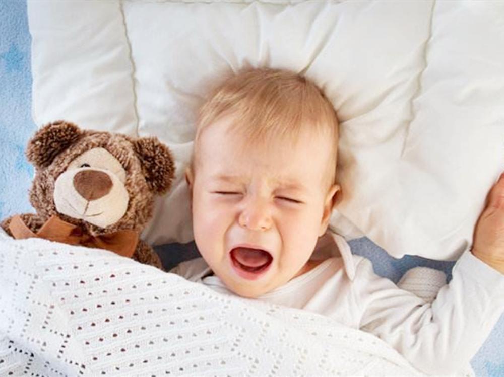 4个月宝宝养成奶睡的习惯怎么改,四个月宝宝变睡渣