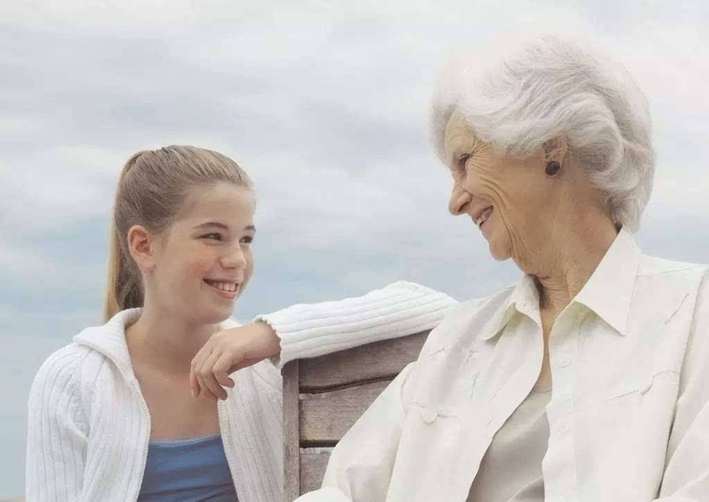 隔代抚养的对策与建议,隔代抚养孩子好不好