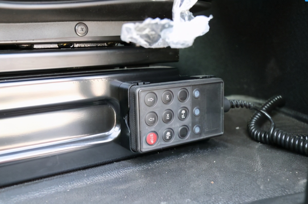 安能快速发展集中采购定制的重卡有什么特别之处?