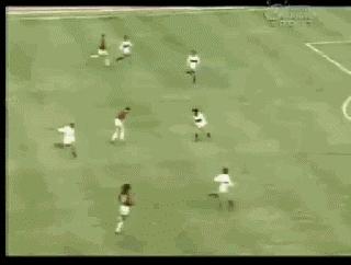 马克范巴斯滕,米兰荷兰三剑客之范巴斯滕