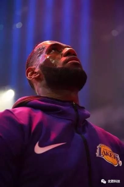 真男人！詹姆斯要求联盟惩罚莫雷，却被美国网友喷上热搜第一