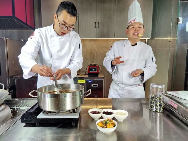 夜宵烧烤特色产品,夜宵烧烤特色菜