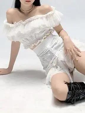 BM风卷土重来，美式街头+复古英伦的风俘获万千少女们的心