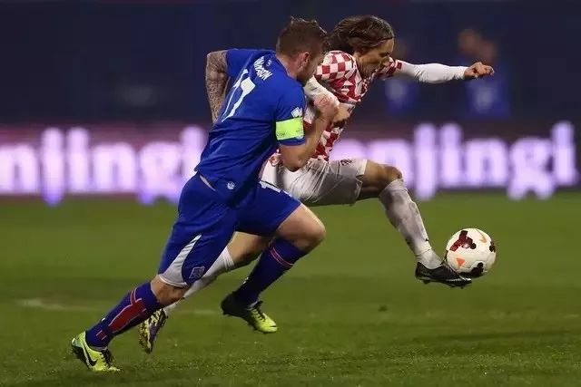 冰龙出没-阿龙·贡纳松