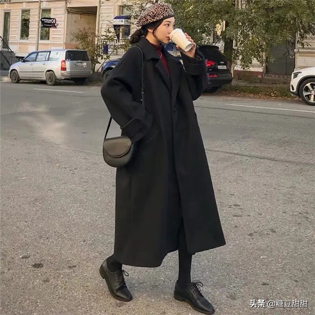 韩系大衣穿搭适合什么身材的女生,小个子女士韩国风双面呢大衣搭配