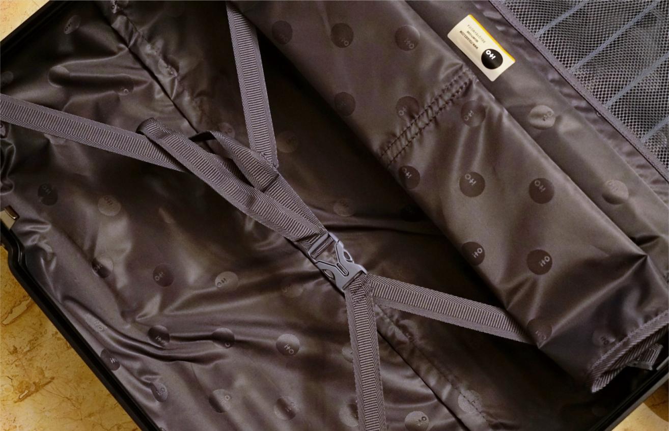 rimowa旅行箱带屏幕,rimowa箱子测评