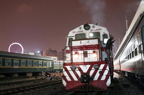 西方国家为何偏爱中国火车,西方发达国家为什么喜欢中国