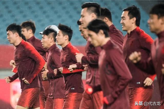 里皮433与巴萨433,国足亚洲杯阵容大调整