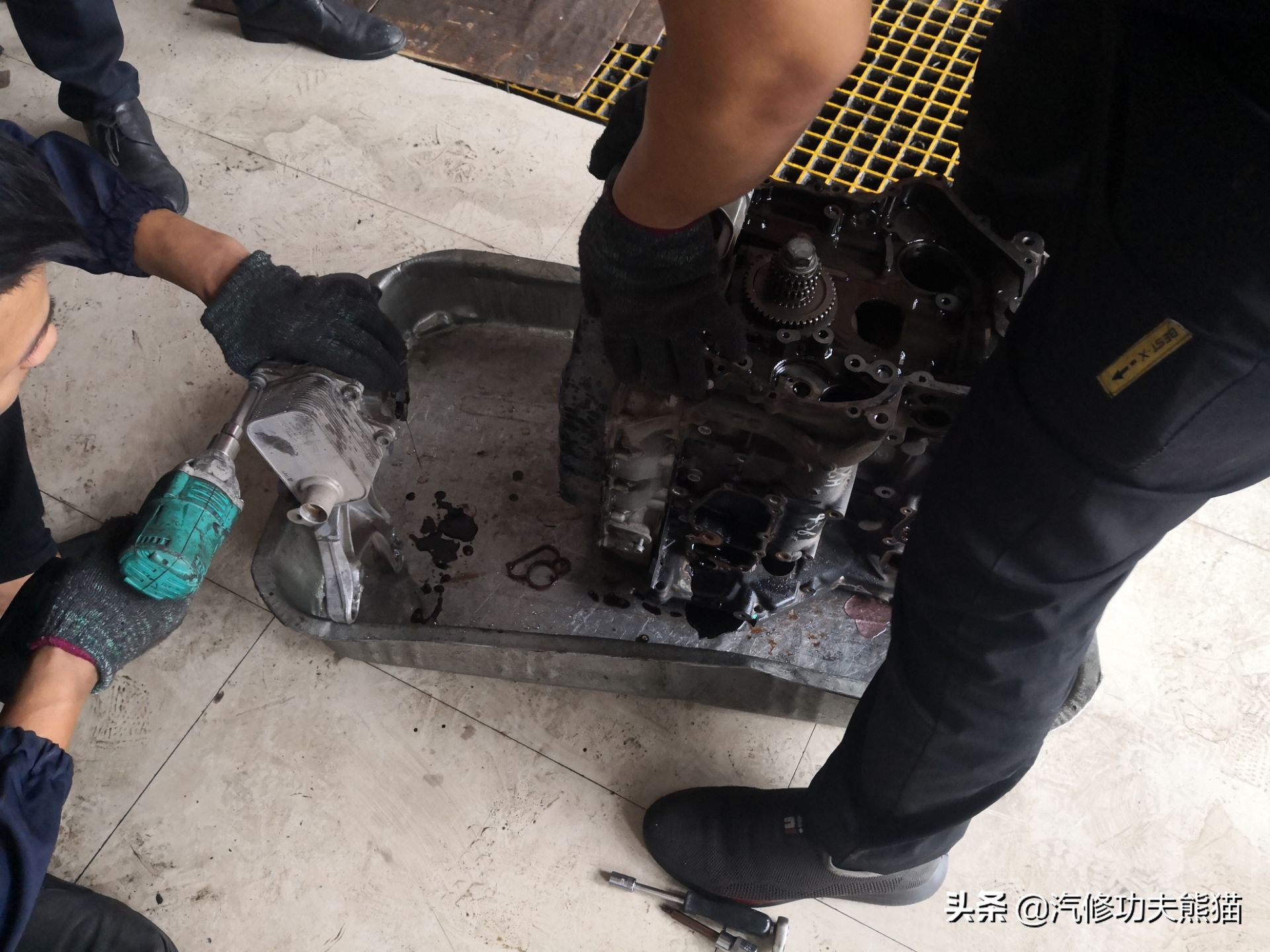 大众cc烧机油一般问题出现在哪里 (大众cc烧机油是什么表现)