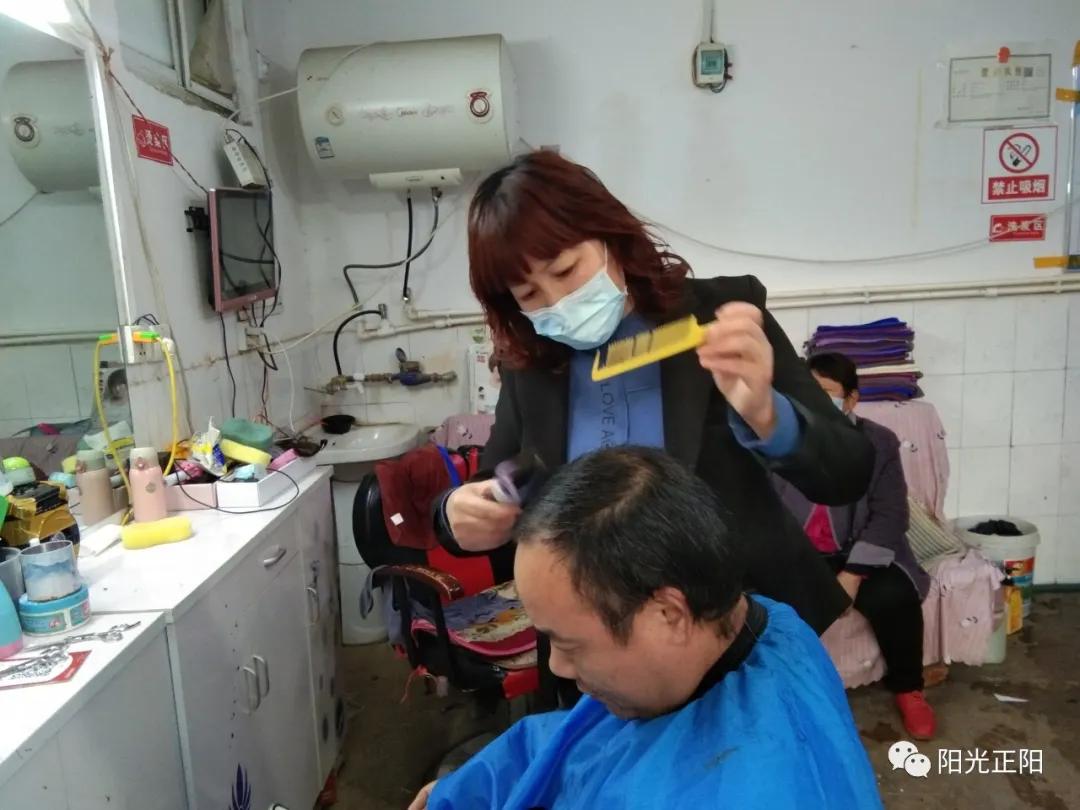 “爱心义剪发屋”里的温情故事