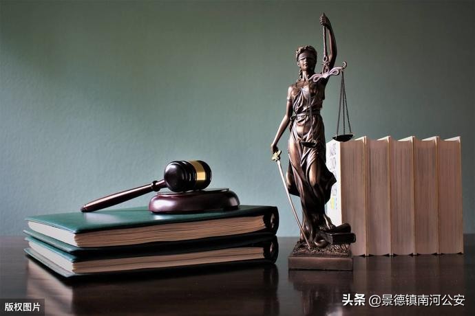 姐姐利用男子的过失强奸行为，致使表妹被强奸，如何评价本案？