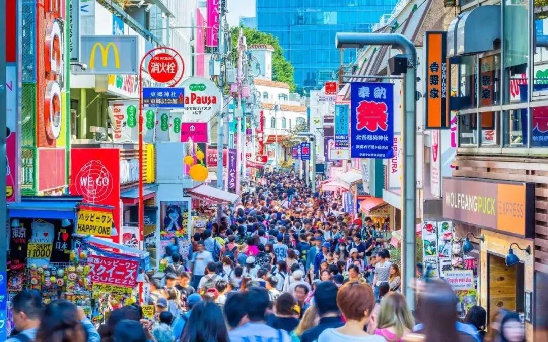 在日本的中国人，都靠什么活下来？