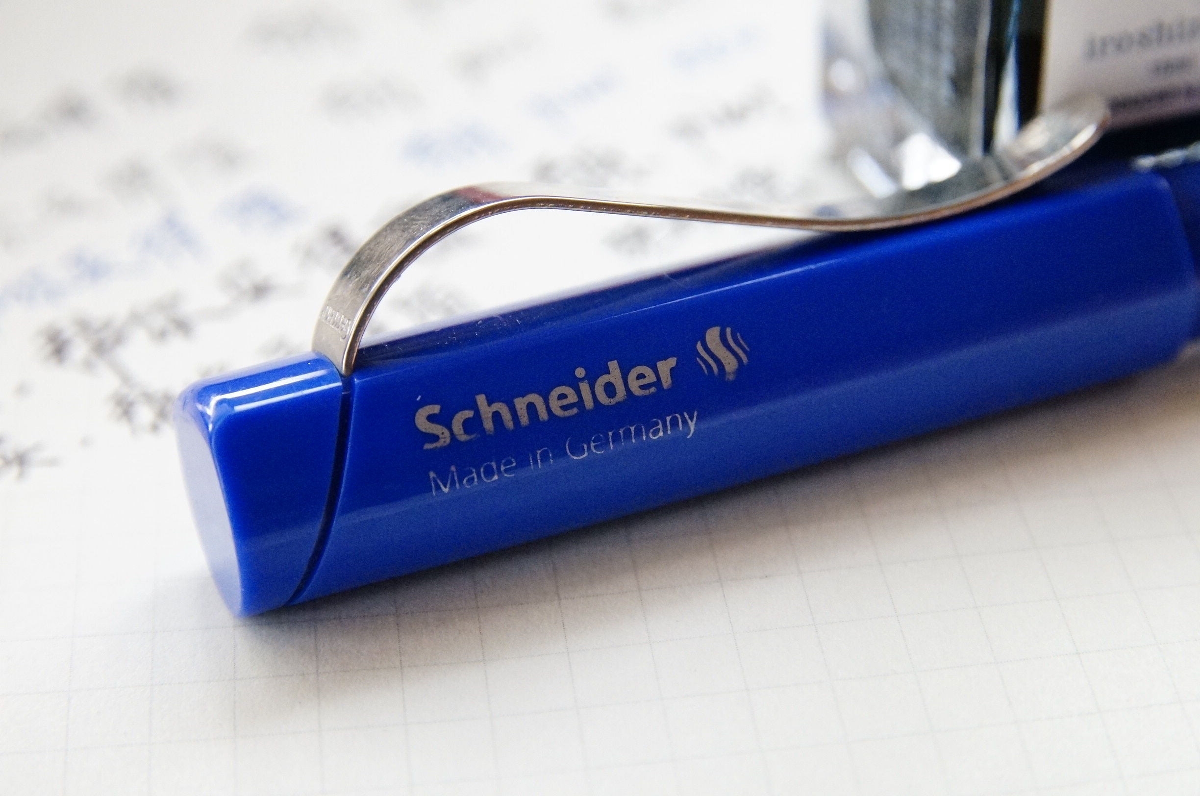 开学必备文具钢笔,开学钢笔