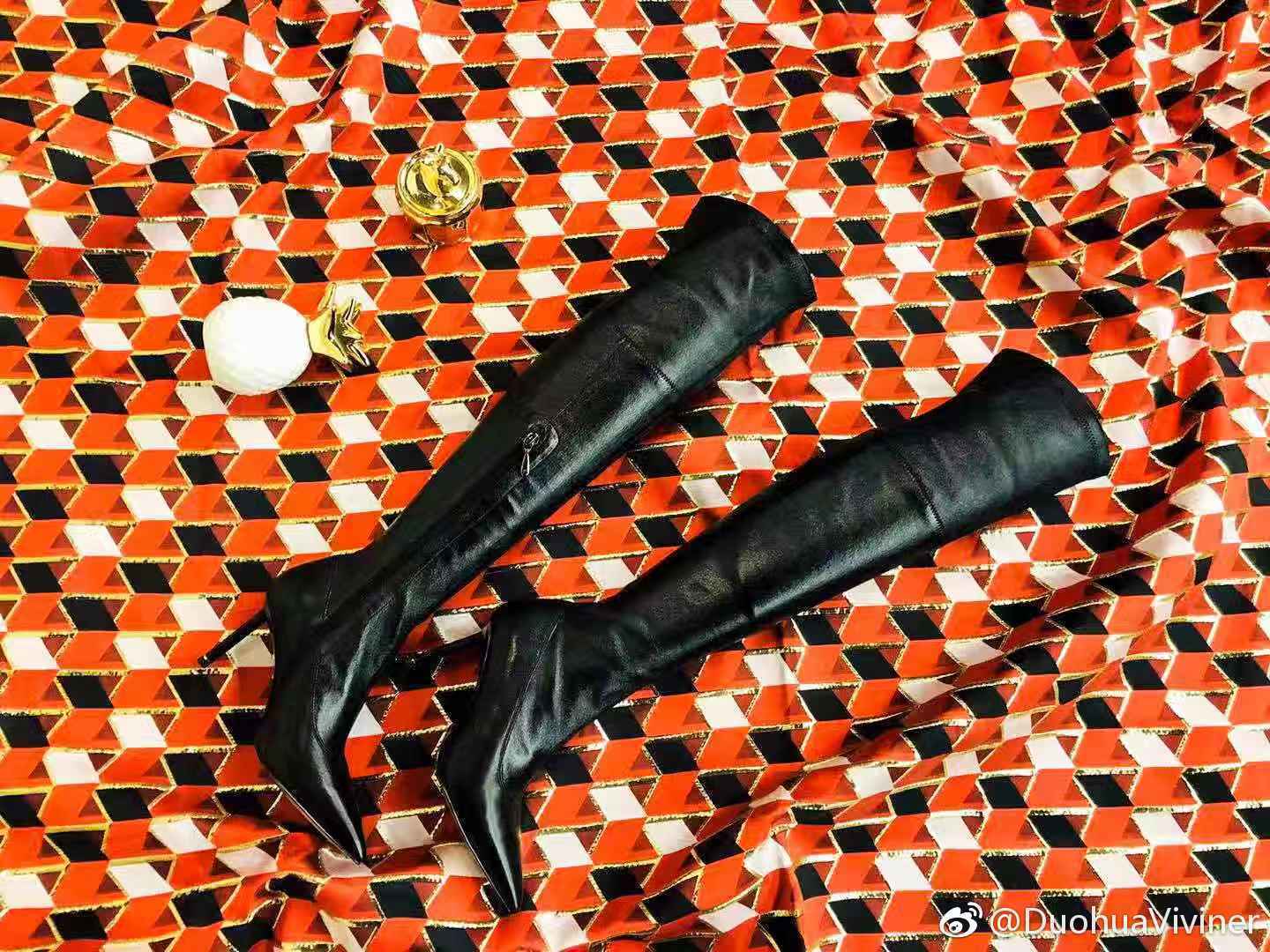 怎么挑显腿长的鞋子好看,不同腿型适合的鞋子推荐