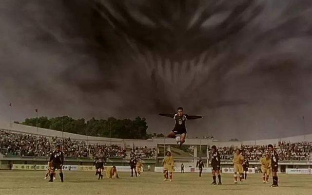 少林足球破鞋见证星爷的奋斗,少林足球观众是请来的吗