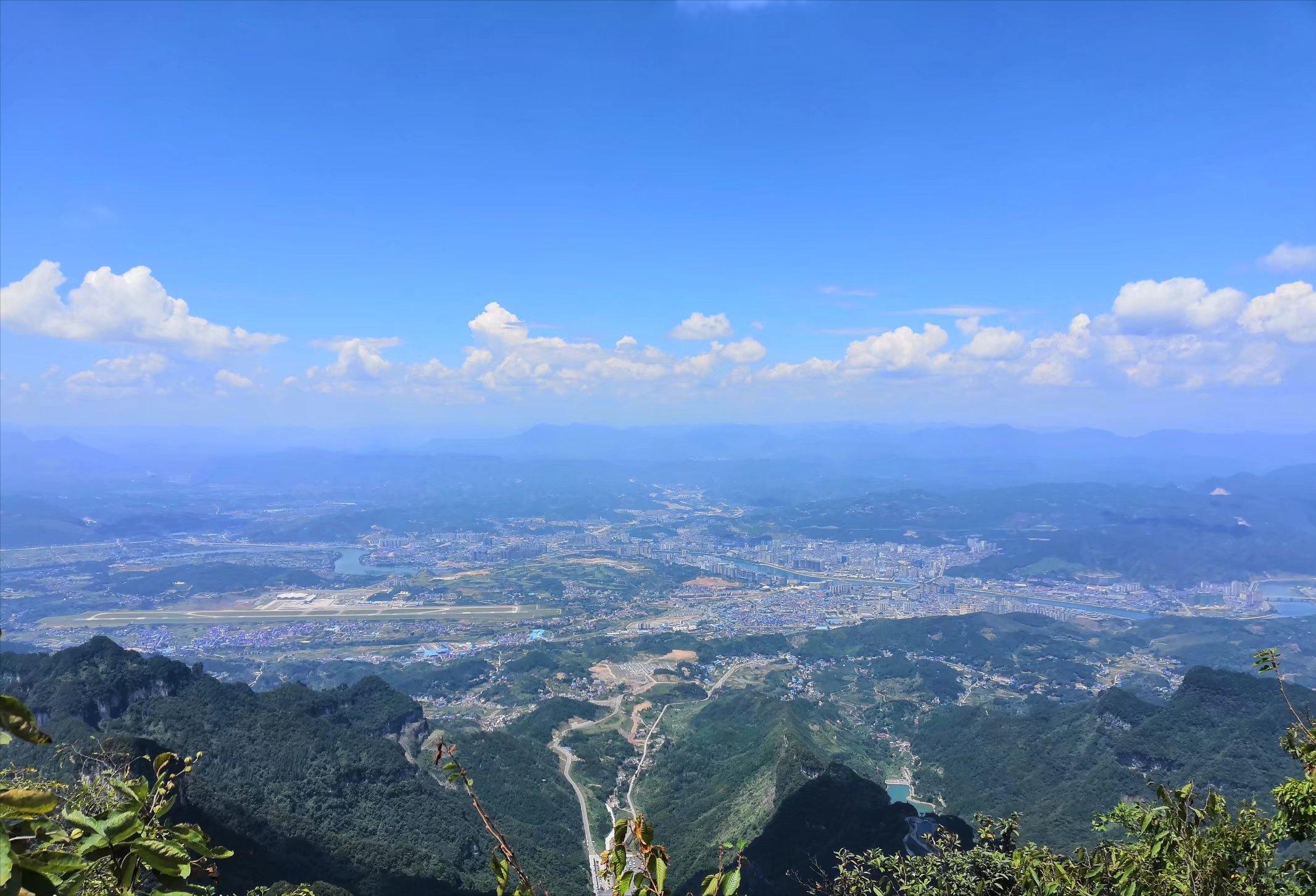 人间仙境湖南张家界,人间仙境天门山视频