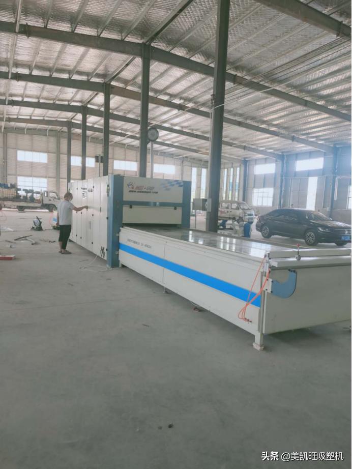 橱柜门板覆膜机价格图片,真空覆膜机橱柜