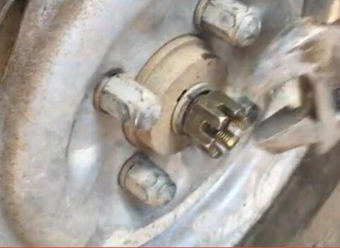 轴头丝坏了怎么办,轴磨细了怎么修复不用电焊