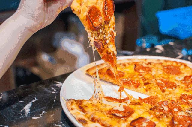 顶级披萨配方,可口的披萨所有的披萨配方