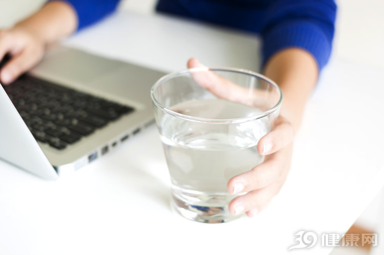 消化内科病人打嗝是什么原因,消化内科疾病打嗝