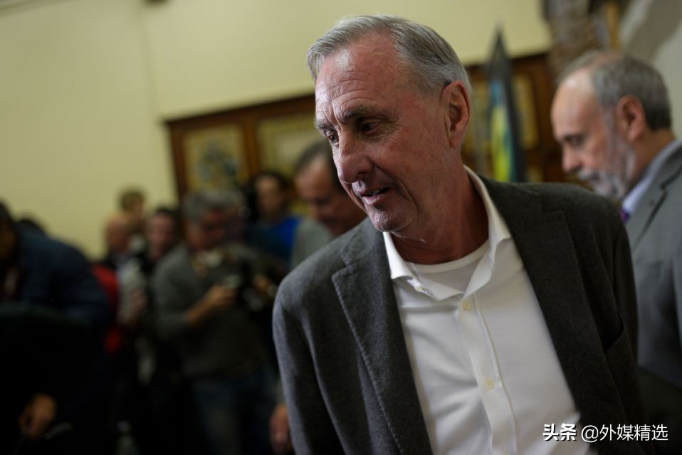 荷兰飞人克鲁伊夫去世,怀念荷兰飞人克鲁伊夫