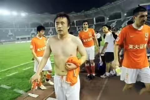 中国足球泡沫,中国职业足球的现状