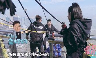 奚梦瑶何猷君戴情侣帽逛街,奚梦瑶同款帽子