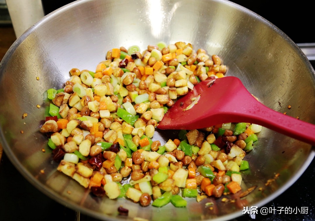 10个挑食宝宝就有9个妈妈束手无策,咋办?不如来学学这道菜吧