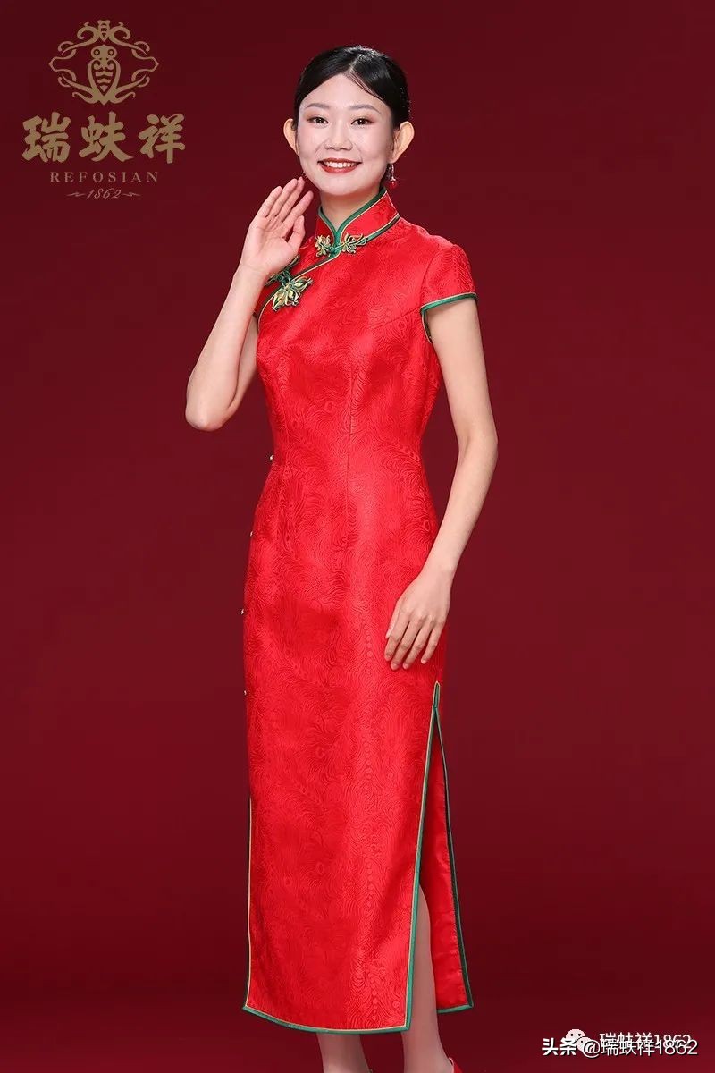 520送她一束玫瑰花,520送女朋友的旗袍