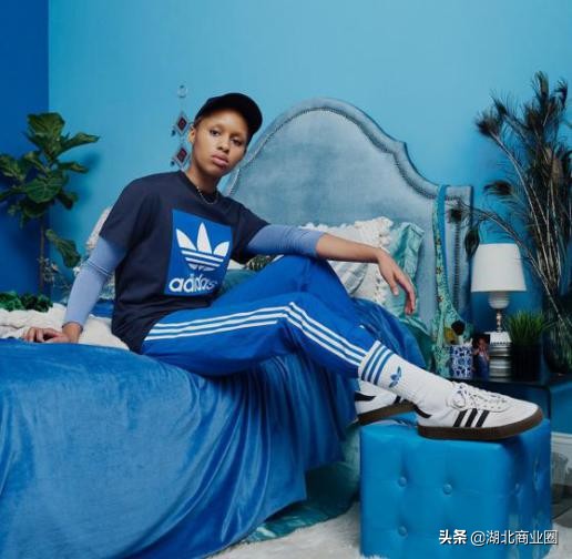 adidas武汉旗舰店,adidas阿迪达斯武汉江汉路