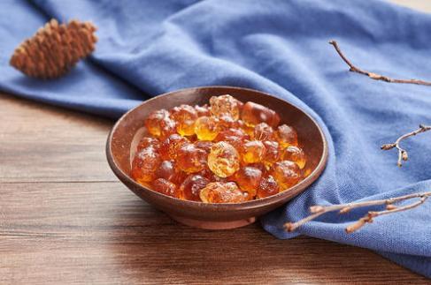 保健品*局骗**从冬虫夏草到壳寡糖、酵素、松花粉、灵芝粉，再到桃胶