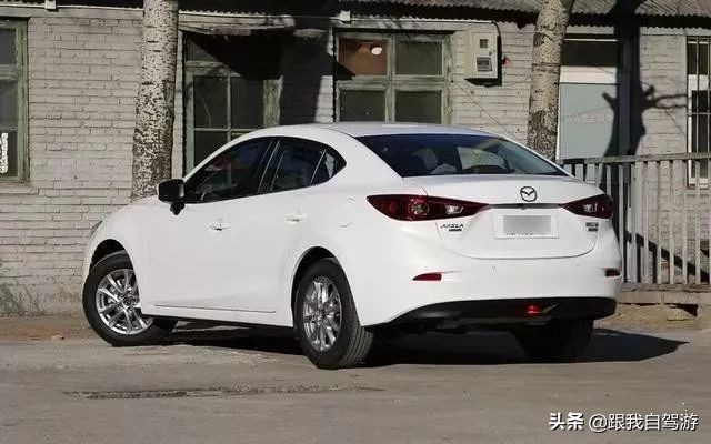 两厢马自达3和高尔夫哪个好,两厢小钢炮马自达3