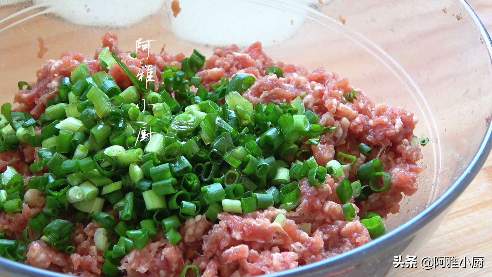 学做包子简单方法,学做包子手法教程简单