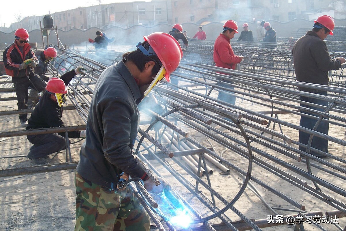 分包欠农民工工资总包怎么解决,总包拖欠分包如何处理工人工资