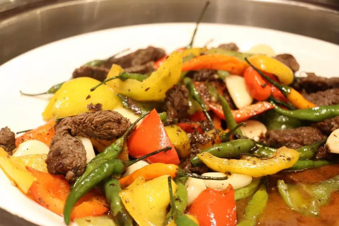 人均200的五星级酒店自助餐,金沙滩希尔顿自助餐138元