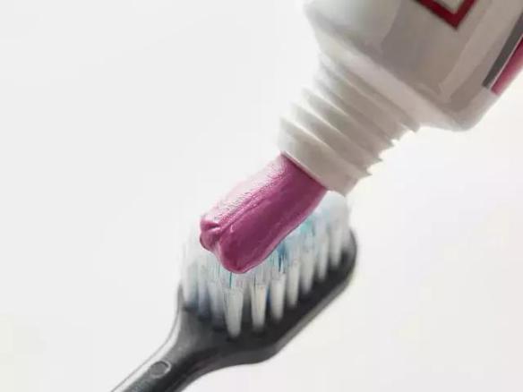 李湘贵妇,李湘美白牙膏