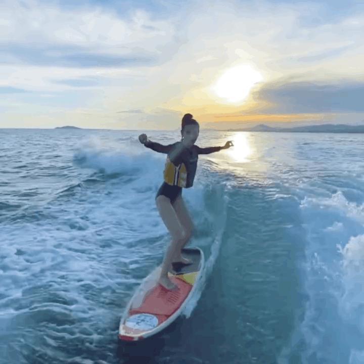 龚俊赚钱的图,龚俊一天能赚多少钱