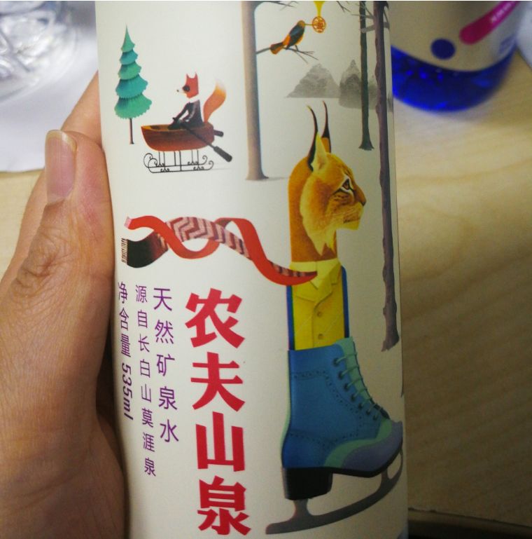 矿泉水哪个牌子水质最好测评,39元矿泉水测评