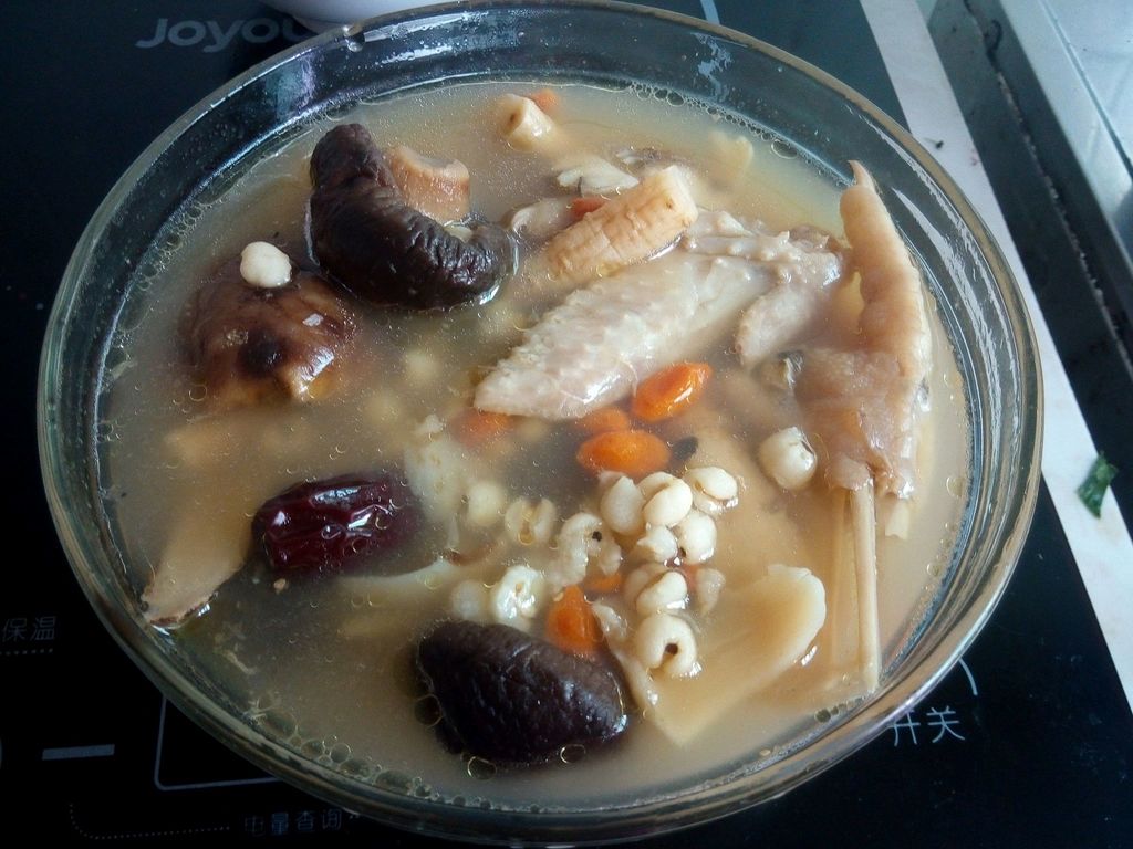 滋补清鸡汤,清淡又好喝的鸡汤