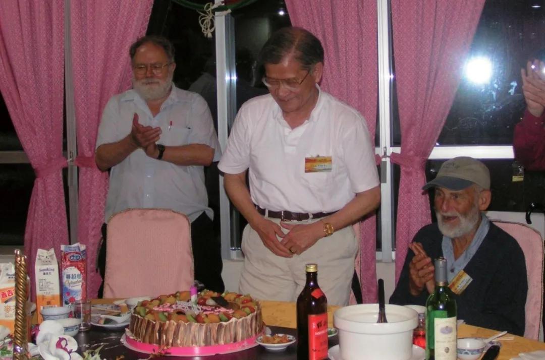 李天岩数学,李天岩教授