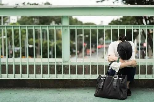 疫情之下，越来越多的日本贫困女性投入AV行业