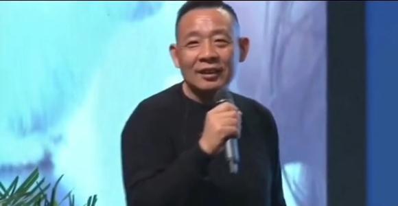 于东来欠债不敢出门的视频,商业鬼才于东来捐款5000万