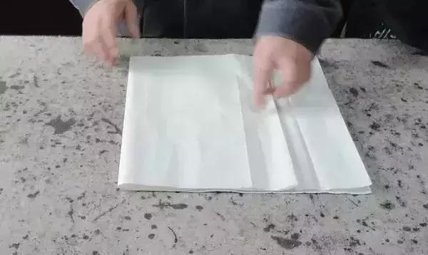 对联折纸方法,书法五言对联折纸方法视频教程