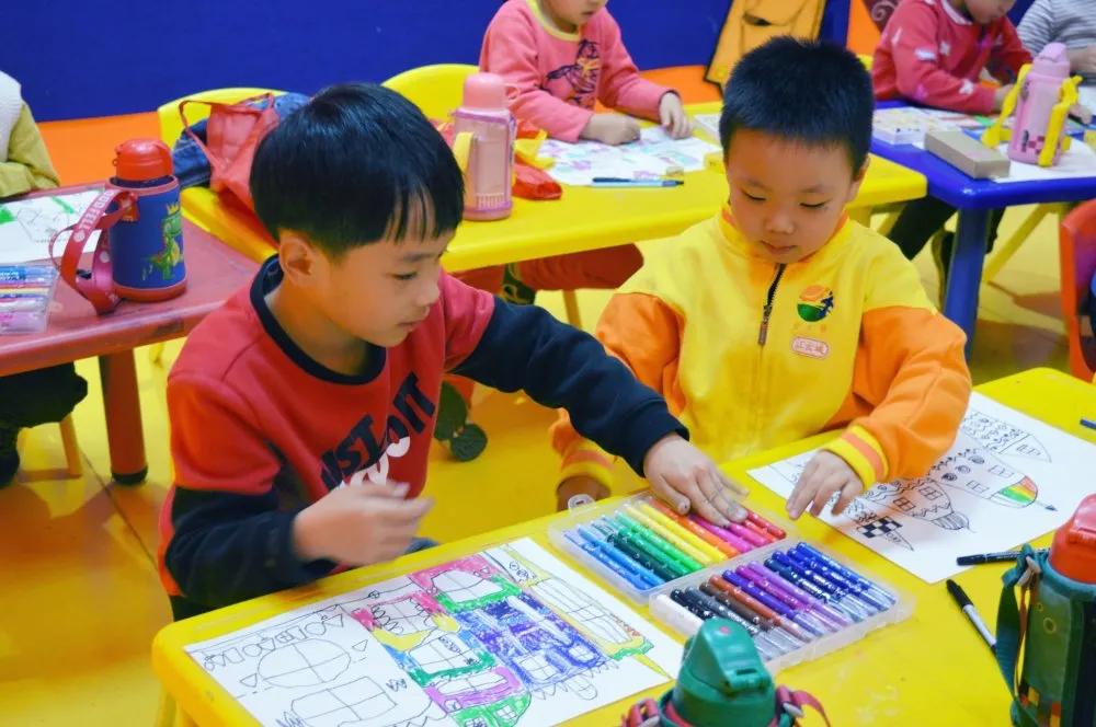 东方童画美术培训学校周村店,东方童画少儿美术淄博印象汇店