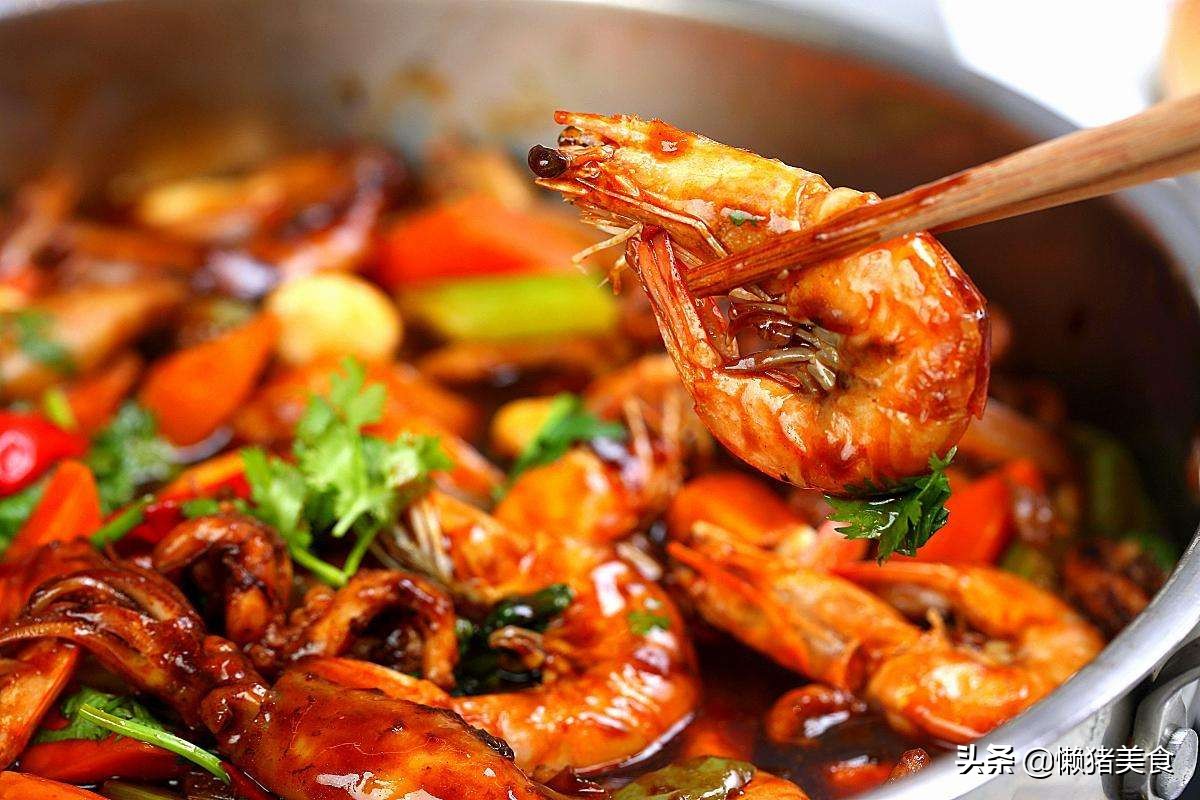 三汁焖锅不加一滴水,好吃的酱汁三汁焖锅